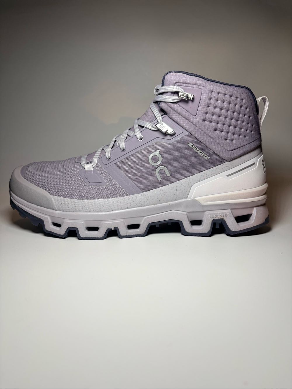 On Running Women size 9.5 Cloudrock Waterproof Mid-Top Hiking Boot Lavender Gray - Picture 4 of 14